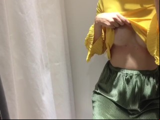 Jamaican virgin gets fuck